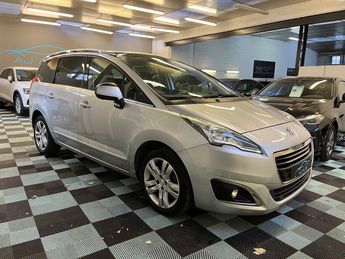  Voir détails -Peugeot 5008 2.0 HDI 150 CV BV6 7 PLACES /ATTELAGE /T à Saint-Brice-Courcelles (51)