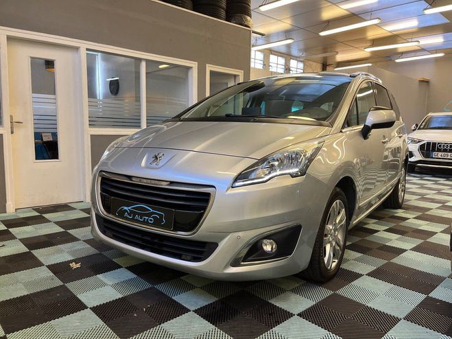 Peugeot 5008 2.0 HDI 150 CV BV6 7 PLACES /ATTELAGE /T Gris Mtallis de 2016