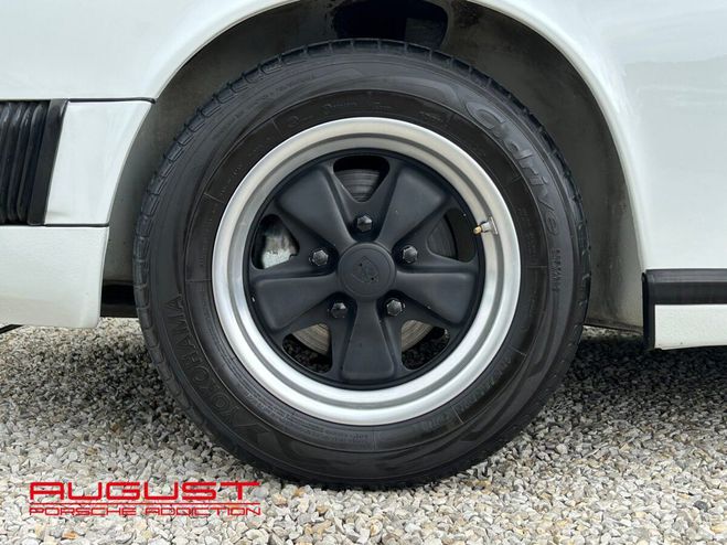 Porsche 911 Carrera 3.2 Cabriolet 1986 Blanc Grand Prix de 1986