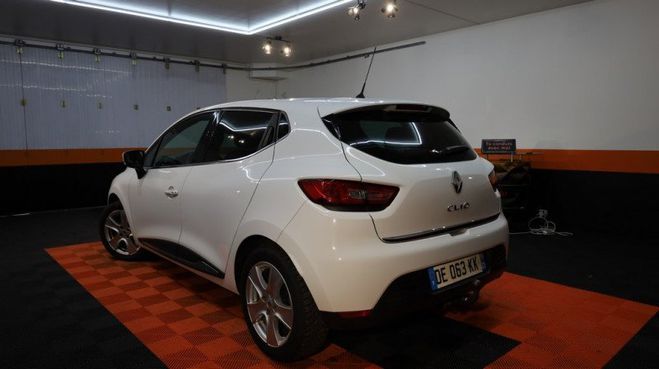 Renault Clio IV 1.2 TCE 120CH INTENS EDC ECO Blanc de 2014