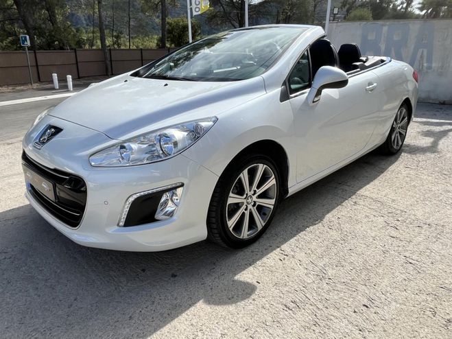 Peugeot 308 CC 2.0 HDi 16V FAP - 160 COUPE CABRIOLET BLANC de 2013