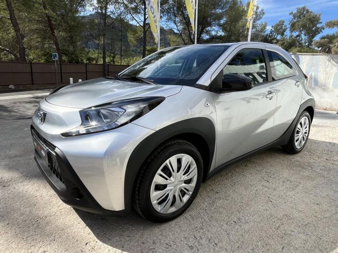 Toyota Aygo X 1.0 VVT-i 72 - BV S-CVT Dynamic GRIS CLAIR de 2022