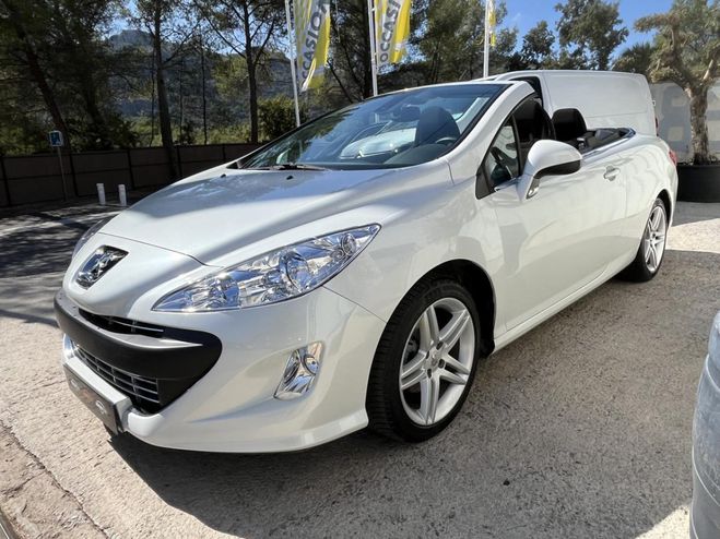 Peugeot 308 CC 1.6 HDi FAP - 112 COUPE CABRIOLET Spo BLANC de 2011