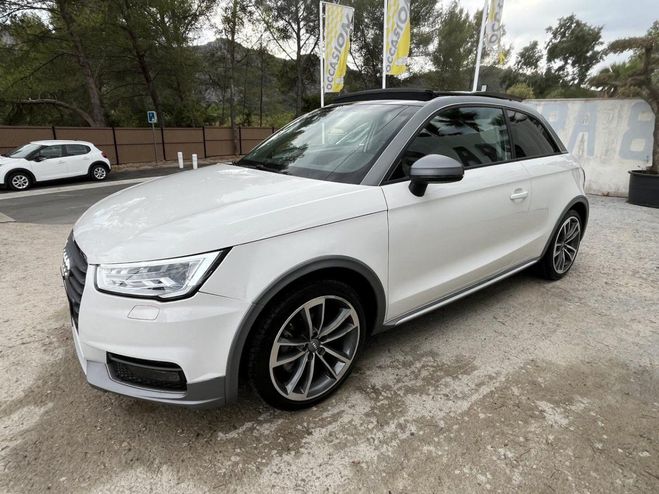 Audi A1 1.6 TDi - 116 BERLINE Style PHASE 2 BLANC de 2016