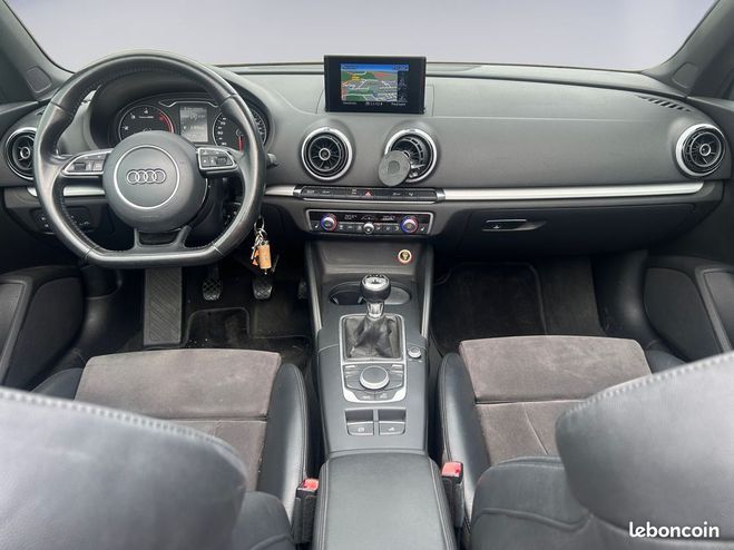 Audi A3 Cabriolet S-Line 2.0 TDI 150ch Garantie  Gris de 2016