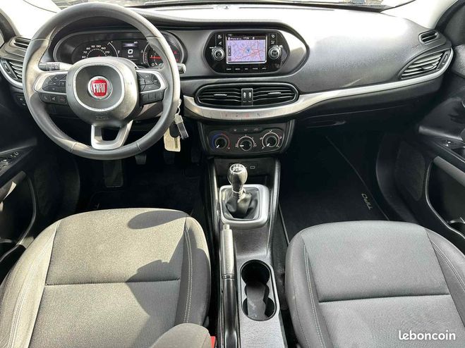 Fiat Tipo 1.3l jtd multijet 2019 1ere main gps Gris de 2019