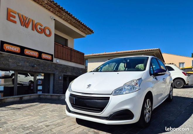 Peugeot 208 GENERATION-I 1.6 BLUEHDI 75 LIKE CLIMATI Blanc de 2018