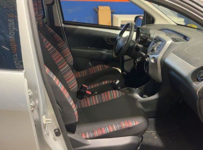 Citroen C1 VTI 68 FEEL ETG 5P Gris de 2015