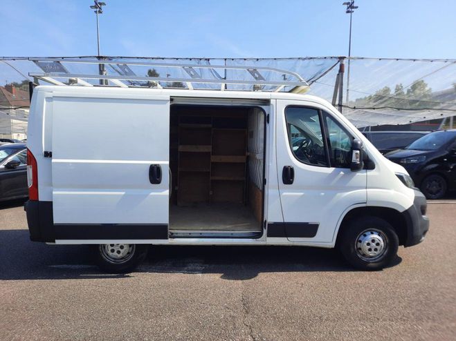 Peugeot Boxer II FOURGON TOLE 2.0 BLUEHDI 110 PREMIUM  Blanc?Banquise de 2018