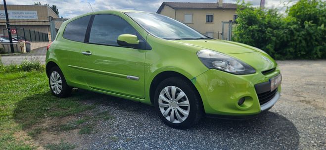 Renault Clio III Expression Clim Vert de 2009