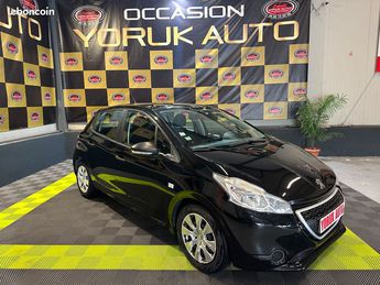  Voir détails -Peugeot 208 1.4 HDI 68 cv Socit à Saint-tienne (42)