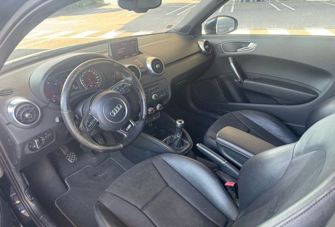 Audi A1 S. Line 1,6 TDi  de 2012