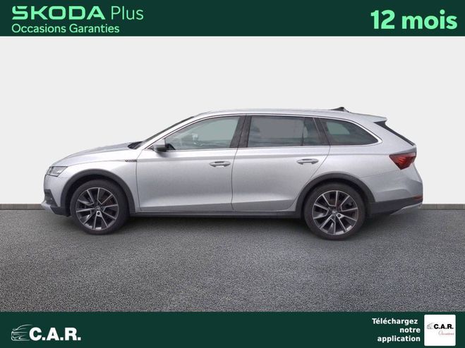 Skoda Octavia Combi 2.0 TDI 150 ch DSG7 4x4 Scout Gris de 2021