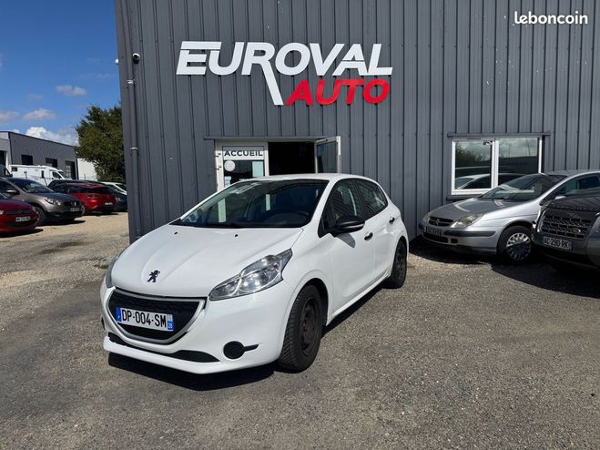 Peugeot 208 1.4hdi access 2 places Blanc de 2015