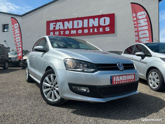Volkswagen Polo 1.6 Tdi 90 Ch Confortine Bva Gris de 2010
