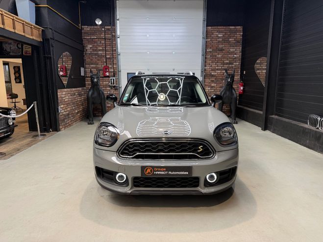 Mini Countryman Cooper SE ALL4 (F60) 1.5 i 12V 136   88  Gris de 2019
