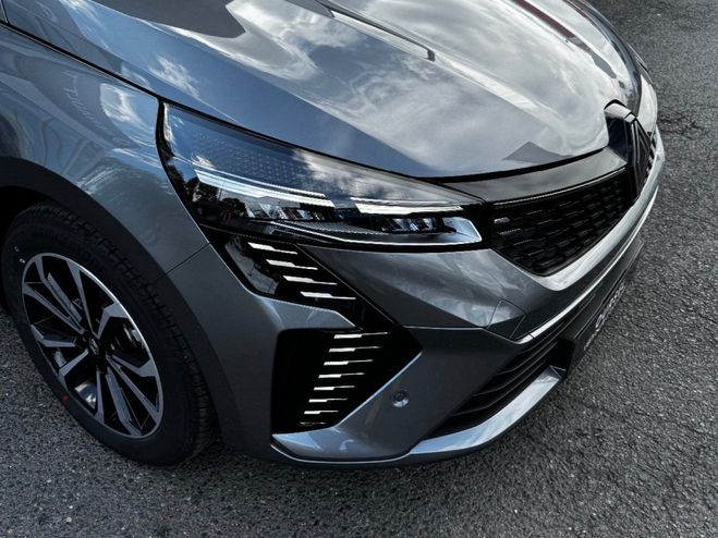 Renault Clio V TCe 90 Techno Gris de 2025