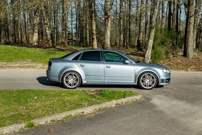 Audi RS4 4.2 420 ch  de 2006