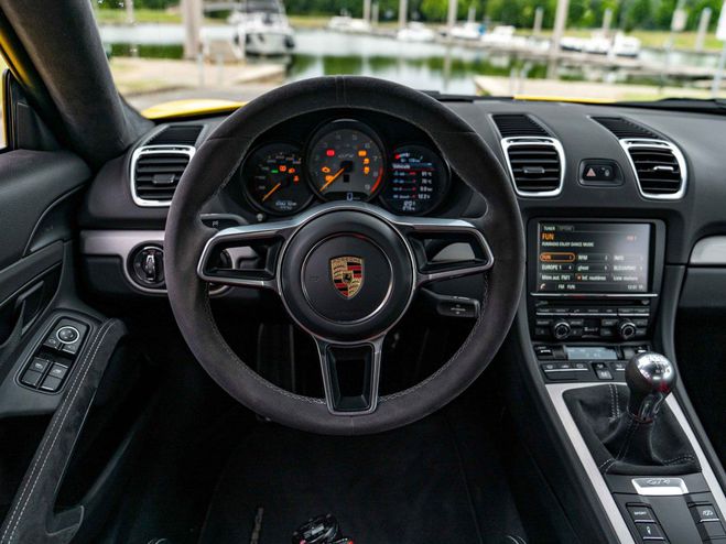 Porsche Cayman 981 GT4 3.8 385 ch  de 2015