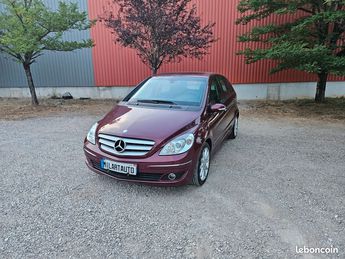  Voir détails -Mercedes Classe B 200 CDI Trs Bon Etat... à Rodez (12)