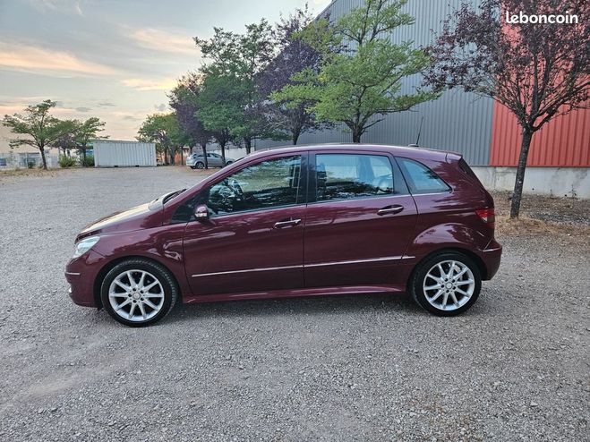 Mercedes Classe B 200 CDI Trs Bon Etat... Rouge de 2008