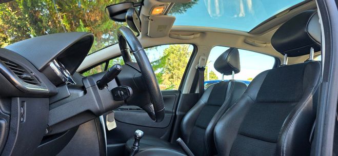 Peugeot 207 1.6 HDI 90CH ALLURE 2011 CUIR GPS PANO R noir de 2011