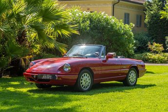 Voir détails -Alfa romeo Spider 1600cc Double Carburateur à Nice (06)