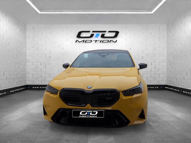 BMW M5 PHEV 727 ch BVA8 G90 Or Jaune Speed de 2024