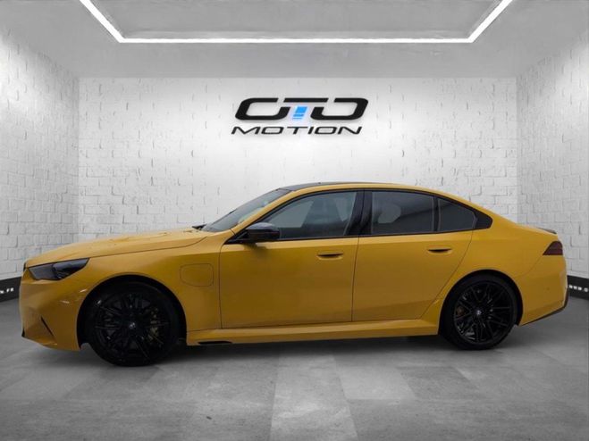 BMW M5 PHEV 727 ch BVA8 G90 Or Jaune Speed de 2024
