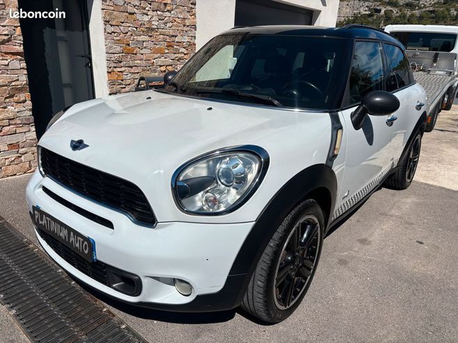 Mini Countryman SD 143 All4 Pack Red Hot Chili Blanc de 2011