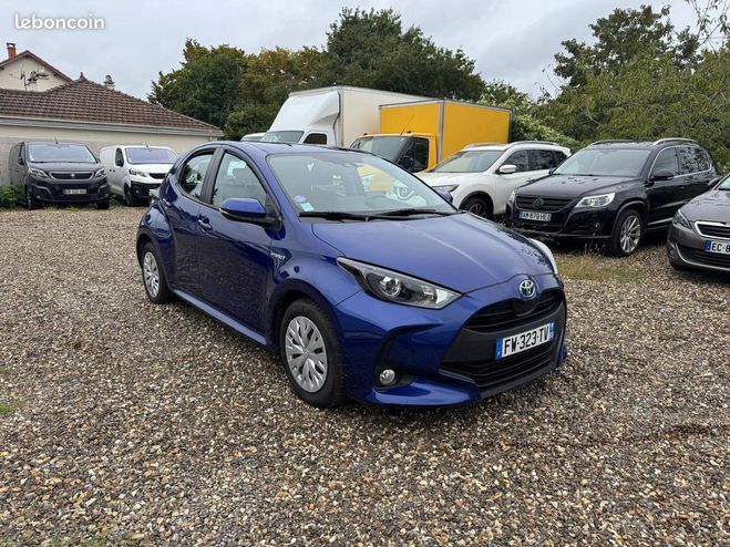 Toyota Yaris 116h France Business 5p Historique d'ent Bleu de 2021