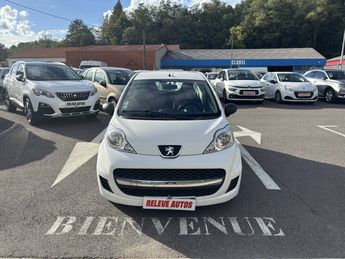  Voir détails -Peugeot 107 1.0 12v Black & Silver 3p à Firminy (42)
