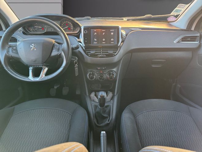 Peugeot 208 PureTech 82ch SS BVM5 Signature garantie Blanc de 2019