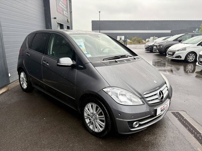 Mercedes Classe A II (W169) 180 CDI Elgance CVT GRIS F de 2009