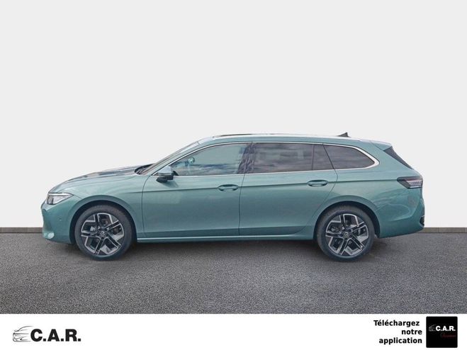 Volkswagen Passat 1.5 eTSI OPF 150 DSG7 Elegance Vert de 2023