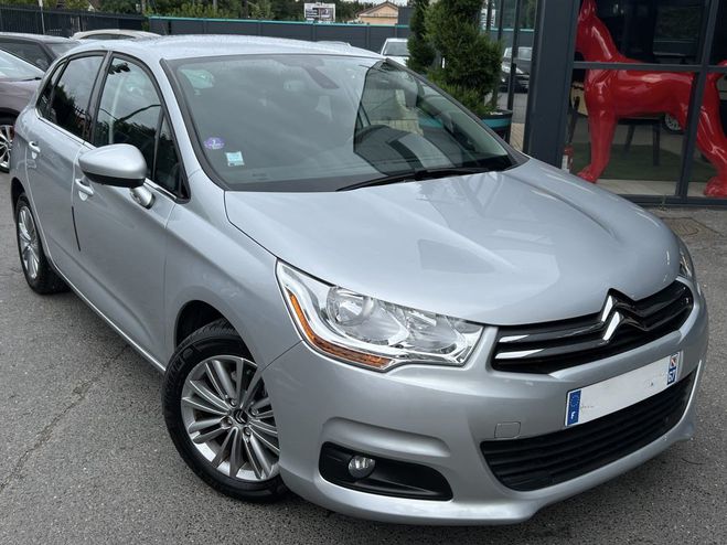 Citroen C4 II MILLENIUM 1.6 VTI 120 Cv PREMIERE MAI Gris de 2012