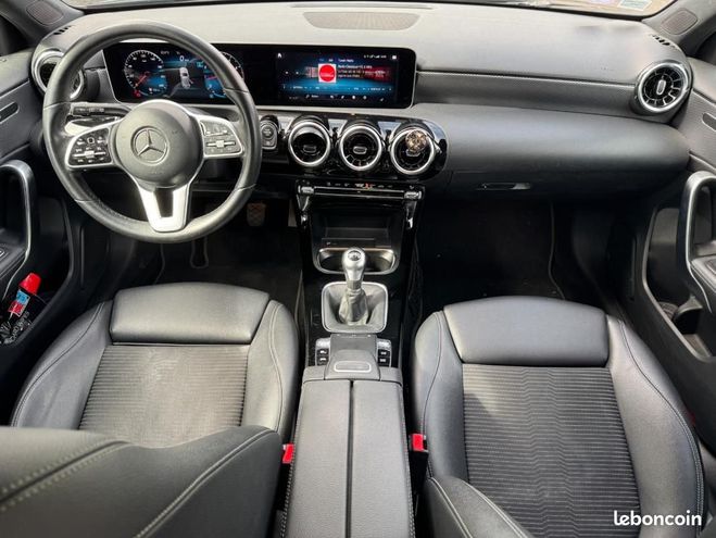 Mercedes Classe A 1.3 200 163CH BUSINESS Noir de 2018