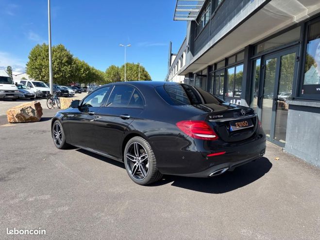 Mercedes Classe E 220D 2.0 194CH AMG LINE 4MATIC 9G-TRONIC Noir de 2017