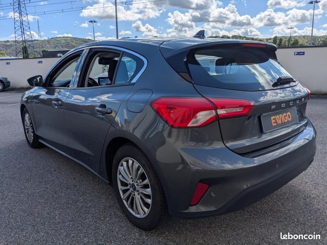 Ford Focus 1.0 ECOBOOST 125CH TITANIUM START-STOP E Gris de 2018
