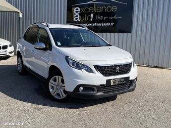  Voir détails -Peugeot 2008 1.2 82CH STYLE à  La Garde (83)