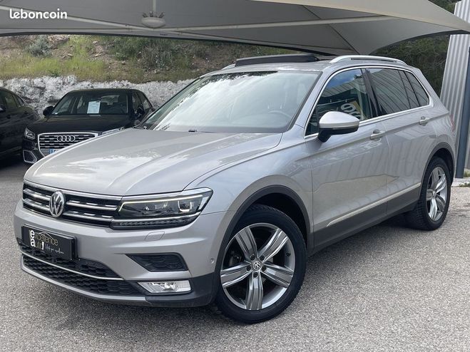 Volkswagen Tiguan 2.0 TDI 150CH BLUEMOTION TECHNOLOGY CARA Gris de 2016