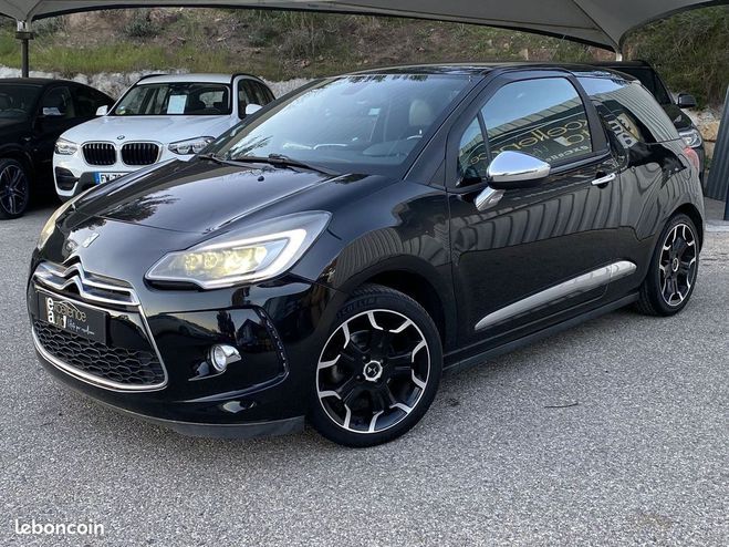 Citroen DS 3 PURETECH 110CH DARK LIGHT S&S Noir de 2016