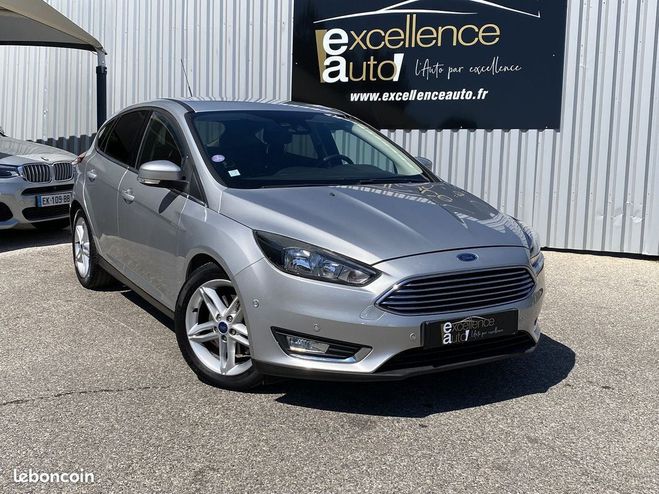 Ford Focus 1.5 ECOBOOST 150CH STOP&START TITANIUM Gris de 2016