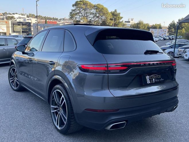 Porsche Cayenne (9YA) 3.0 462CH E-HYBRID Noir de 2018