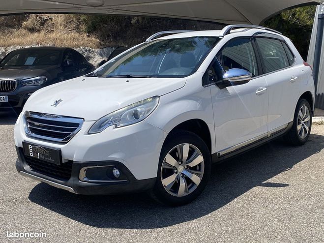 Peugeot 2008 1.2 VTI ALLURE Blanc de 2014