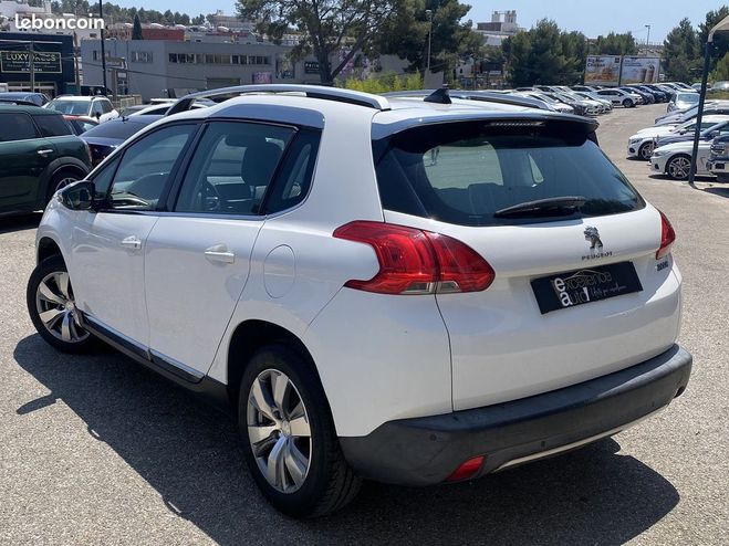 Peugeot 2008 1.2 VTI ALLURE Blanc de 2014