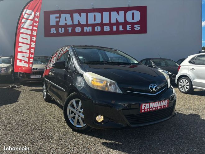 Toyota Yaris 1.4 D4d 90Ch Active 5P Noir de 2012