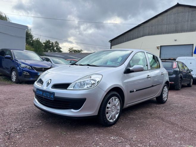Renault Clio II II 1.5 dci 70ch Authentique Gris de 2008