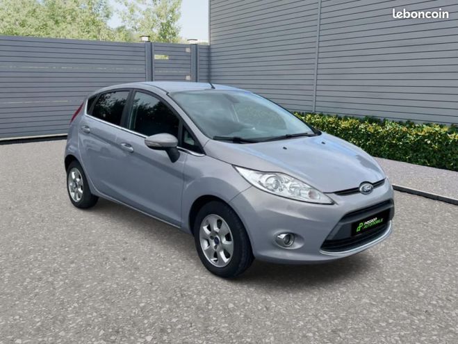 Ford Fiesta Titanium TDCI Gris de 2011
