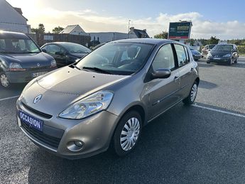  Voir détails -Renault Clio 1.5 dCi 65 eco2 Authentique à Clguer (56)